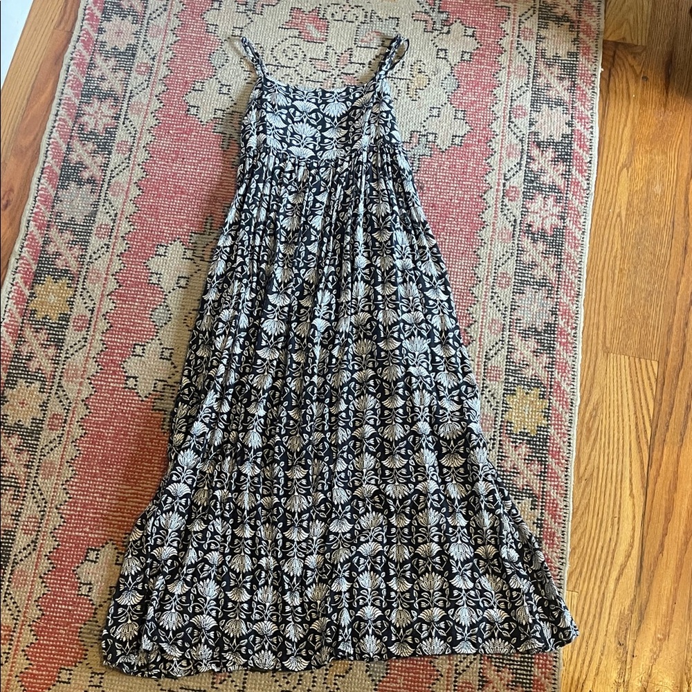 NATURAL LIFE Black & White Floral Tiered Maxi Dress